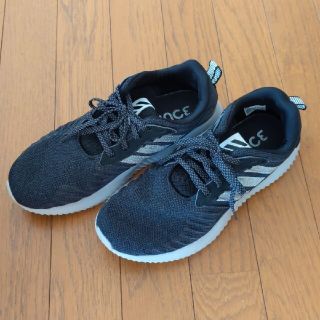 アディダス(adidas)のadidas　24cm　スニーカー　通学　スポーツ　プーマ　NIKE(スニーカー)