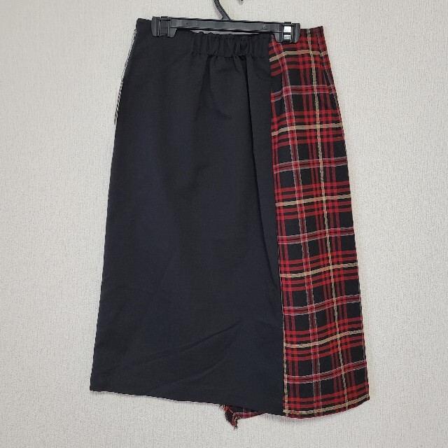 SCOT CLUB(スコットクラブ)のスコットクラブ　フェンネル　チェック　巻きスカート　新品未使用 レディースのスカート(ひざ丈スカート)の商品写真