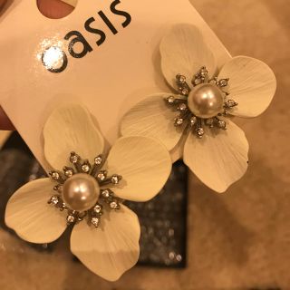 エイソス(asos)のASOS♡フラワーピアス♡(ピアス)