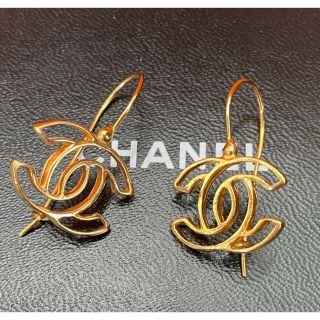 シャネル フック ピアスの通販 60点 | CHANELのレディースを買うならラクマ