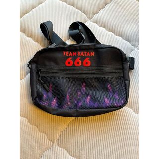 シックスシックスシックス(666)のteam satan 666 utility bag(ショルダーバッグ)