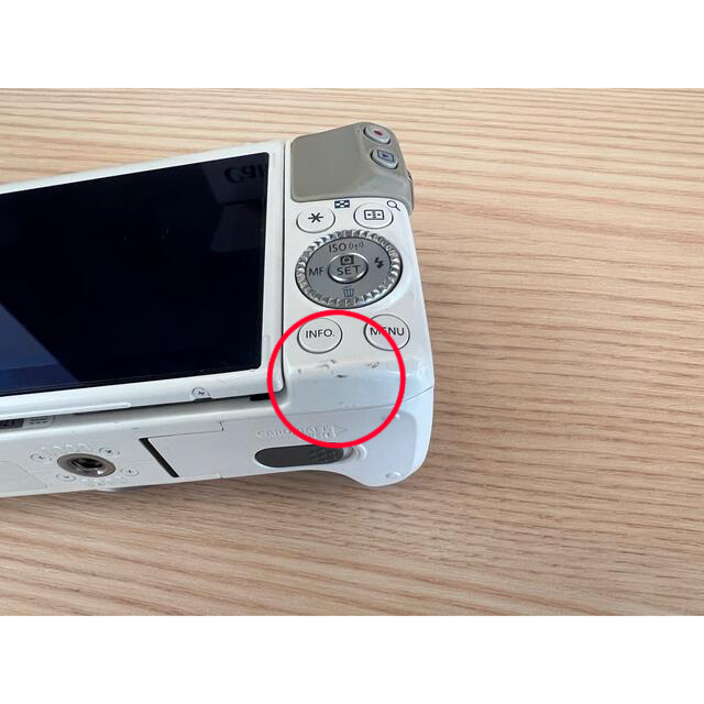 Canon(キヤノン)の【処分セール】Canon EOSM3 Wズームキット2 スマホ/家電/カメラのカメラ(ミラーレス一眼)の商品写真