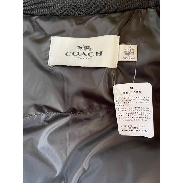 COACH(コーチ)の新品タグ付き COACH コーチ ダウンコート 黒 XSサイズ レディースのジャケット/アウター(ダウンコート)の商品写真