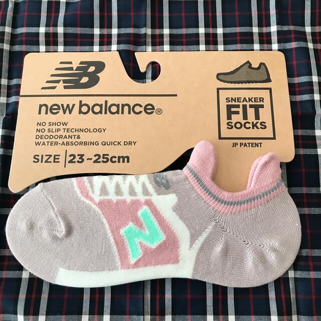 New Balance(ニューバランス)のnew balance socks レディースのレッグウェア(ソックス)の商品写真