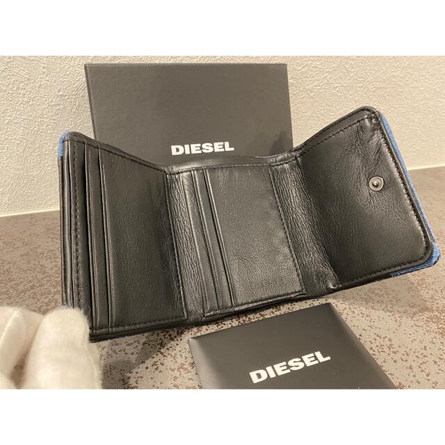 DIESEL(ディーゼル)の☆再入荷☆セール中☆【新品、未使用】ディーゼル コンパクト 折り財布 デニム レディースのファッション小物(財布)の商品写真