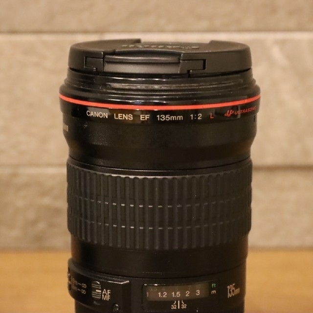 Canon(キヤノン)のCanon EF 135mm F2L USM スマホ/家電/カメラのカメラ(レンズ(単焦点))の商品写真