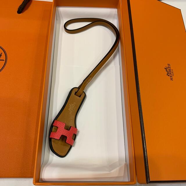 逆輸入 Hermes - エルメス オランナノ チャーム ローズテキサス バッグ