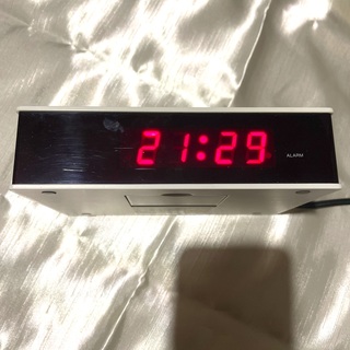 ムジルシリョウヒン(MUJI (無印良品))の無印良品　デジタル目覚まし時計(置時計)