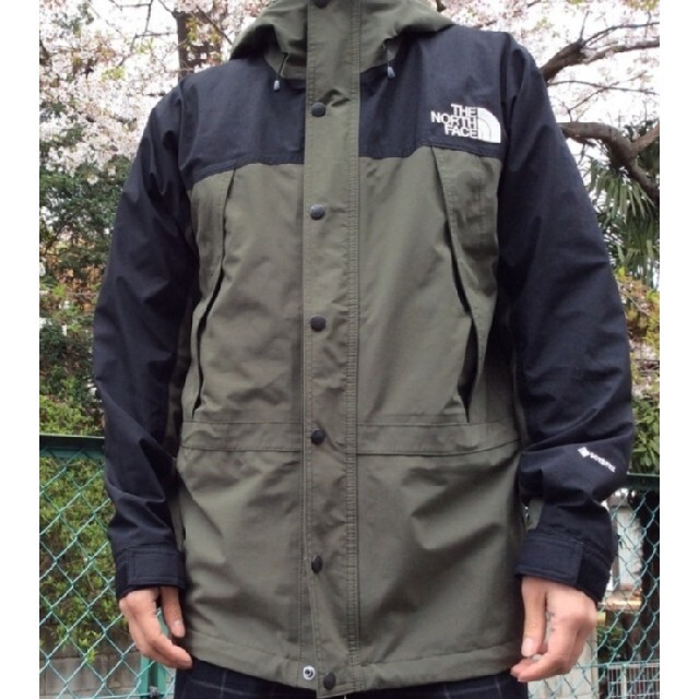 THE NORTH FACE(ザノースフェイス)のTHE NORTH FACE マウンテンライトジャケット NT  NP11834 メンズのジャケット/アウター(マウンテンパーカー)の商品写真