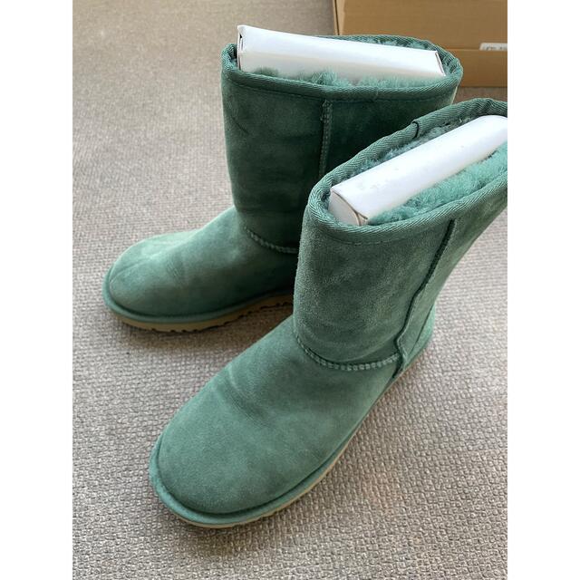 UGG クラシックショート　23cm