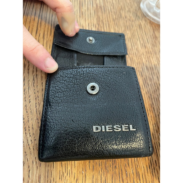 DIESEL(ディーゼル)のディーゼルdiesel 小銭入れ メンズのファッション小物(コインケース/小銭入れ)の商品写真