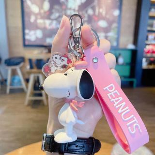 【特別価格】ベル　キーホルダー【ピンク】snoopy スヌーピー　付鍵(キーホルダー)