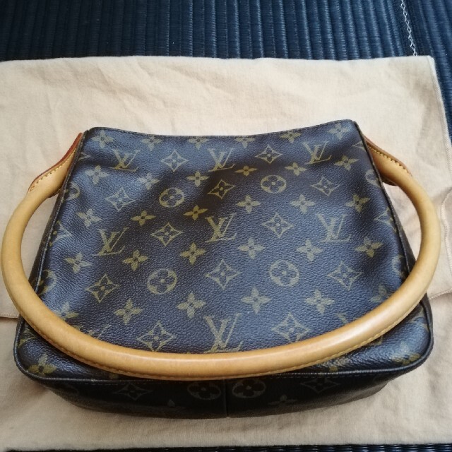 LOUIS VUITTON - 10日迄!値下げ！正規ルイヴィトンバッグ