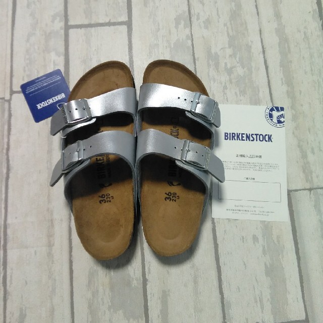 BIRKENSTOCK(ビルケンシュトック)のビルケンシュトック　アリゾナ　サンダル レディースの靴/シューズ(サンダル)の商品写真