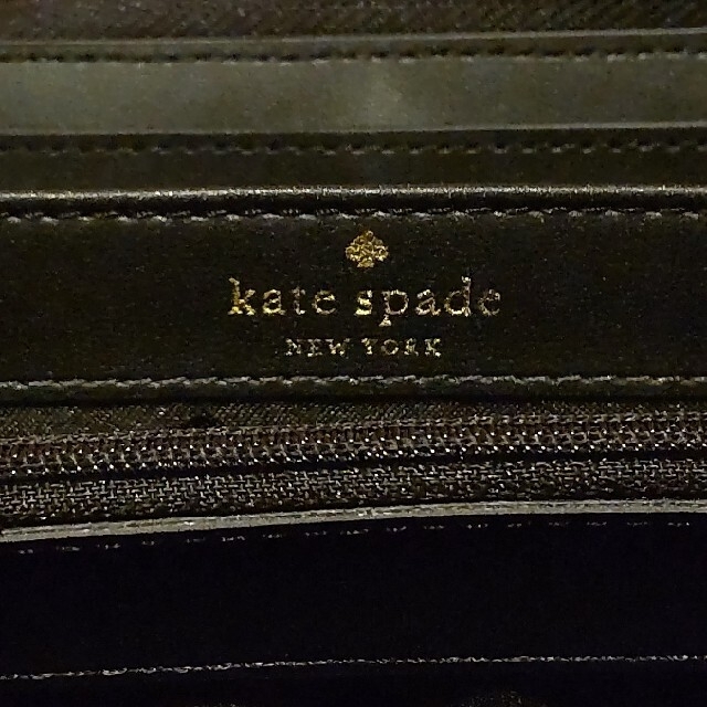 【新品未使用】今週だけの大セール!kate spade newyork長財布 3