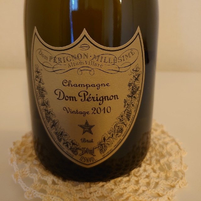 Dom Pérignon(ドンペリニヨン)のドンペリニヨン 2010 750ml  箱なし 白 食品/飲料/酒の酒(シャンパン/スパークリングワイン)の商品写真