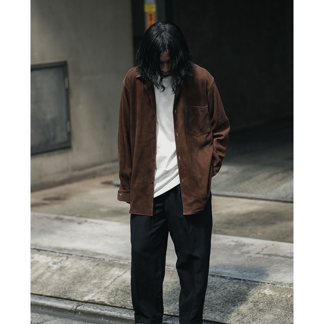 COMOLI(コモリ)の21AW comoli スエードシャツ　サイズ2 タグ付き新品 メンズのジャケット/アウター(ブルゾン)の商品写真