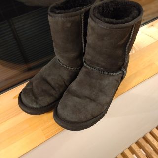 アグ(UGG)のUGG ムートンブーツ(ブーツ)