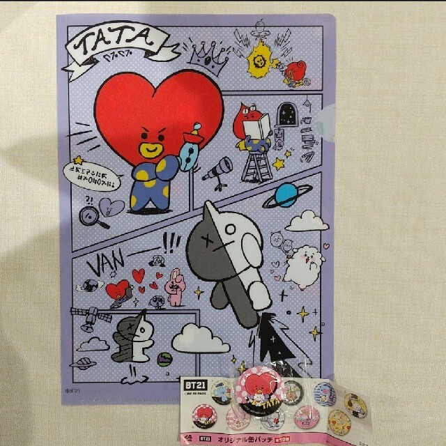 BT21 くら寿司 クリアファイル 缶バッジ セット エンタメ/ホビーのおもちゃ/ぬいぐるみ(キャラクターグッズ)の商品写真