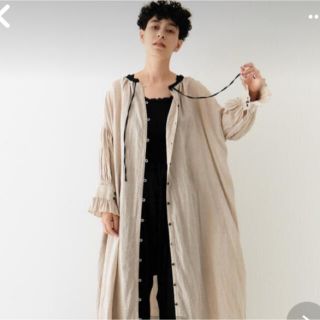 ネストローブ(nest Robe)のnestrobe リネンスモックドレス15日までの期間限定(ロングワンピース/マキシワンピース)