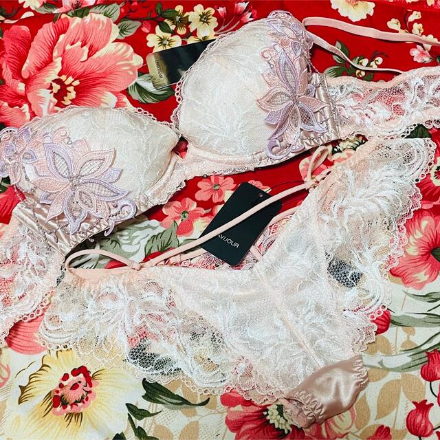 Ravijour(ラヴィジュール)のRavijour★LINGERIEAM★ブラショーツ★ガーター下着★花柄pink レディースの下着/アンダーウェア(ブラ&ショーツセット)の商品写真