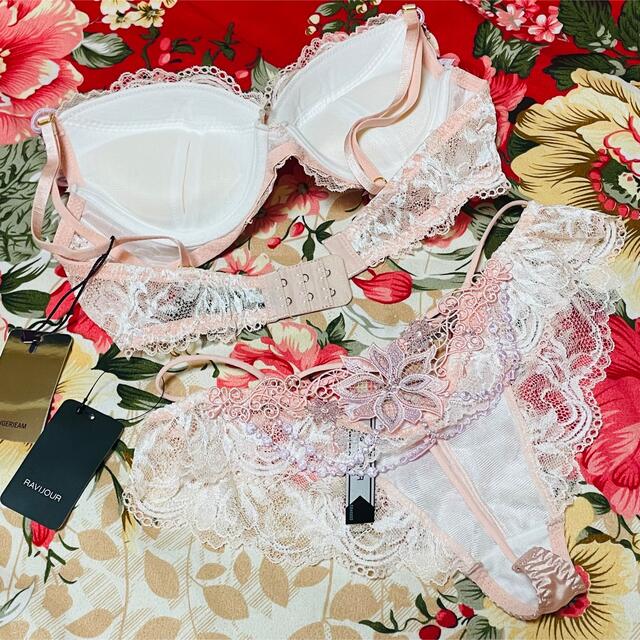 Ravijour(ラヴィジュール)のRavijour★LINGERIEAM★ブラショーツ★ガーター下着★花柄pink レディースの下着/アンダーウェア(ブラ&ショーツセット)の商品写真