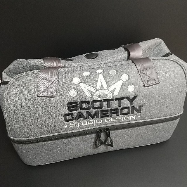 Scotty Cameron(スコッティキャメロン)のスコッティキャメロン 2022年ボストンバッグ セブンポイント クラウン グレー スポーツ/アウトドアのゴルフ(バッグ)の商品写真