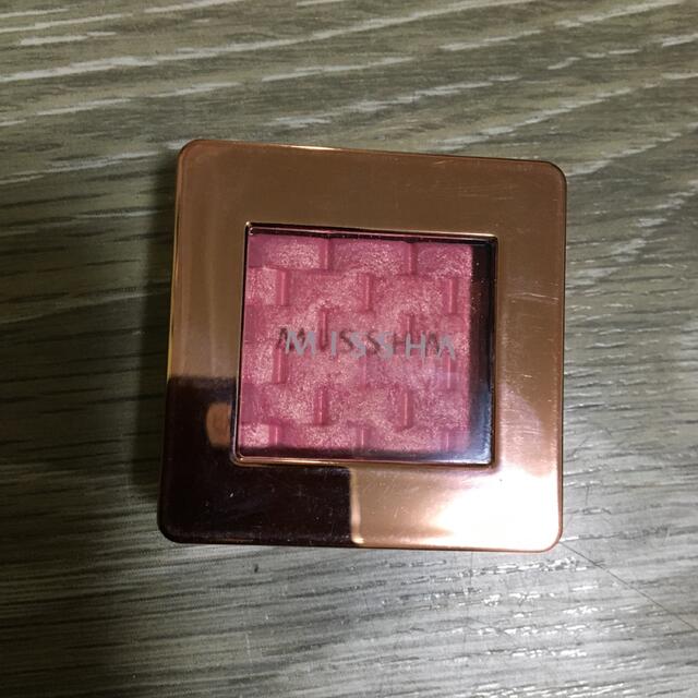 MISSHA(ミシャ)の値下げしました！　ミシャ　アイシャドウ　※ピンク系 コスメ/美容のベースメイク/化粧品(アイシャドウ)の商品写真