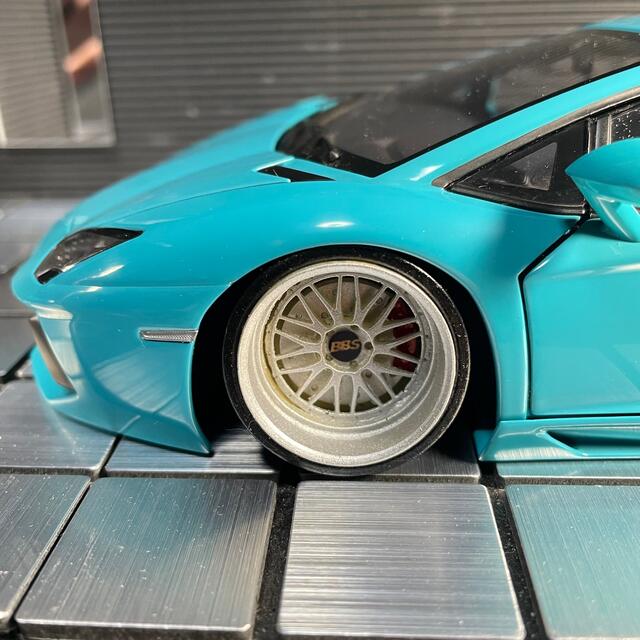 オートアート1/18 ランボルギーニ AVENTADORLP700-4 カスタム