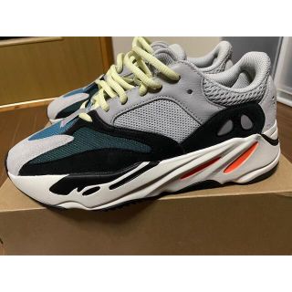 adidas - adidas yeezy boost 700 26.0cmの通販 by NIKEKKKK's ...