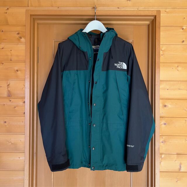 THE NORTH FACE(ザノースフェイス)の貴重サイズ NORTH FACE ノースフェイス マウンテンライトジャケット メンズのジャケット/アウター(マウンテンパーカー)の商品写真