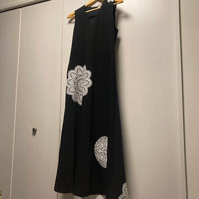 トリーバーチ　黒マキシ丈刺繍ワンピース