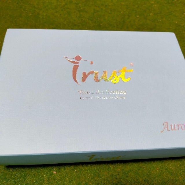 Trust Golf Aurora   1ダース  新品　送料無料　公認球