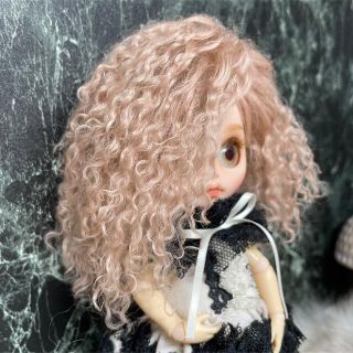 blythe _w-471サーモンベージュ⭐️チベットラムウィッグ