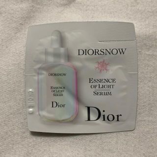 ディオール(Dior)のDior スノー アルティメット エッセンス オブ ライト(美容液)