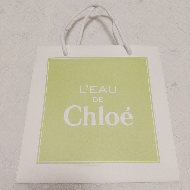 Chloe(クロエ)のChloe　クロエ　紙袋　ショッパー レディースのバッグ(ショップ袋)の商品写真