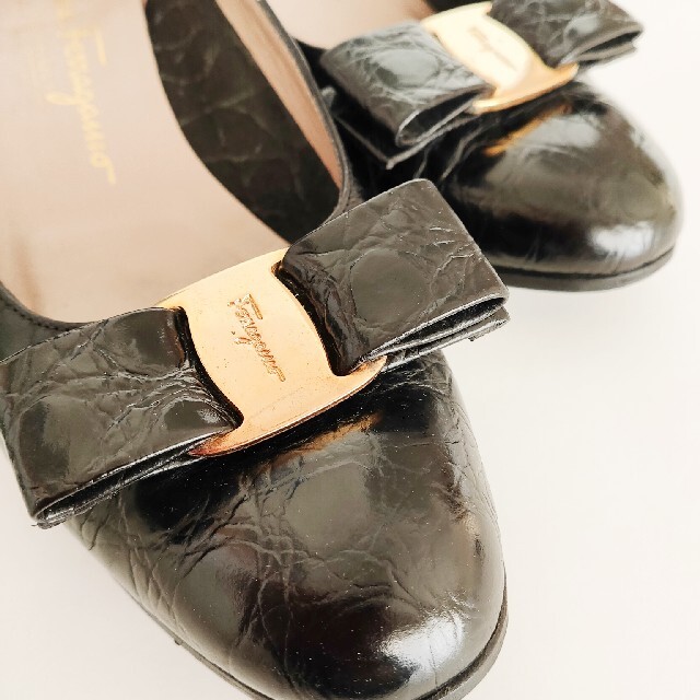 Salvatore Ferragamo(サルヴァトーレフェラガモ)のフェラガモ　靴 レディースの靴/シューズ(ハイヒール/パンプス)の商品写真