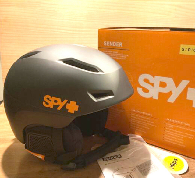 SPY(スパイ)の新品未使用　SPY スパイ ヘルメット SENDER 黒/Black スポーツ/アウトドアのスノーボード(ウエア/装備)の商品写真