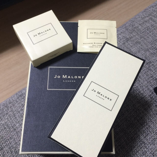 ジョーマローン(Jo Malone)のJo MALONE ネクタリンブロッサム&ハニーボディークリーム、箱二種類(ボディクリーム)