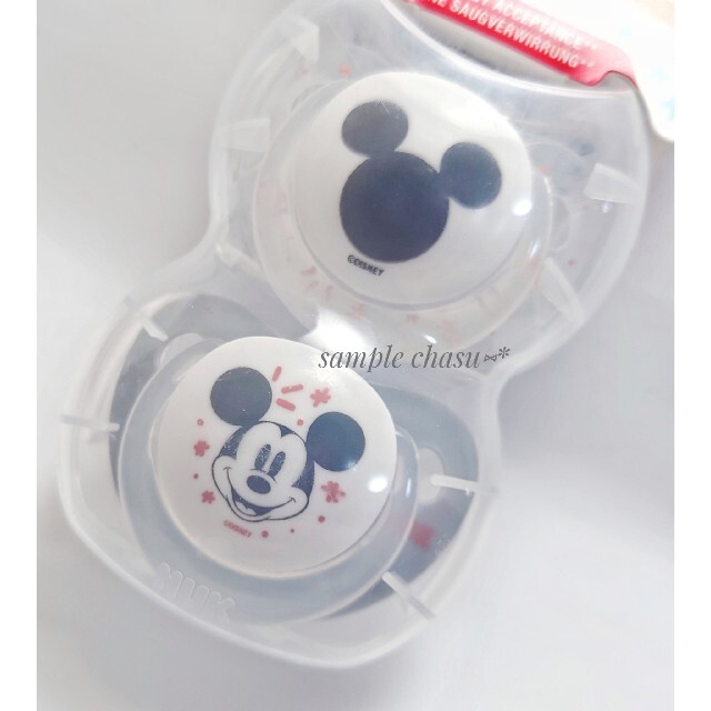 Disney(ディズニー)のNUK おしゃぶり ディズニー 2個セット ミッキーマウス 新品未使用正規品 キッズ/ベビー/マタニティの授乳/お食事用品(その他)の商品写真