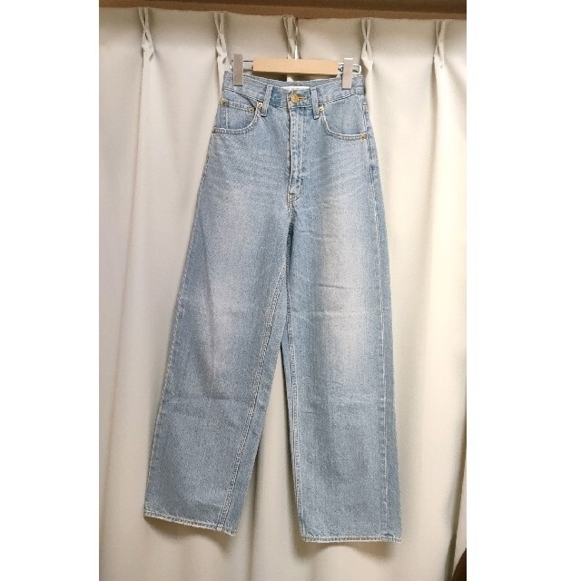 AZUL by moussy(アズールバイマウジー)の【新品】AZUL by moussy　ハイウエストワイドデニムパンツ　24インチ レディースのパンツ(デニム/ジーンズ)の商品写真