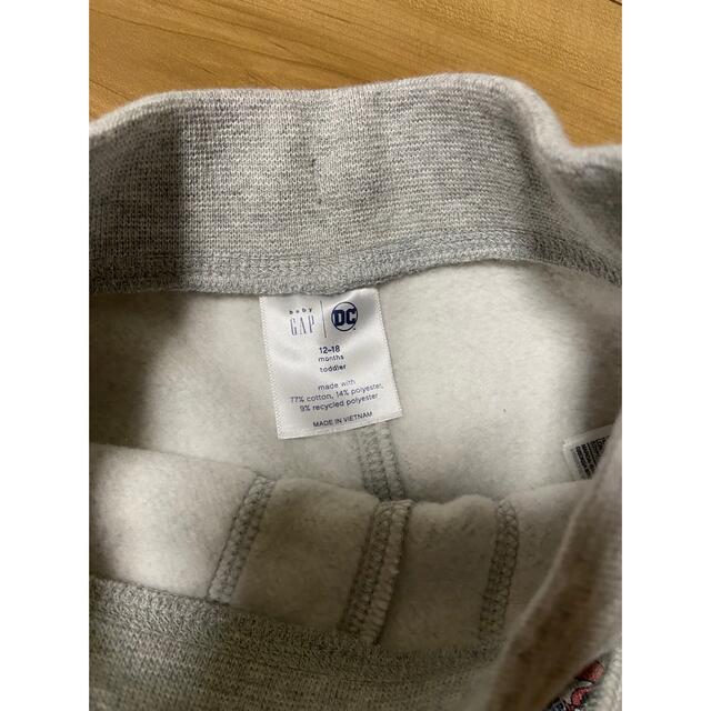 babyGAP(ベビーギャップ)のmamae様専用★【baby  GAP】アメコミ柄　裏起毛スエットパンツ  キッズ/ベビー/マタニティのベビー服(~85cm)(パンツ)の商品写真