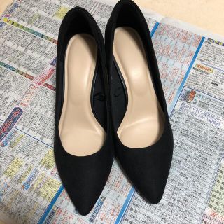 ジーユー(GU)のGU スエード　パンプス　23.5センチ(ハイヒール/パンプス)