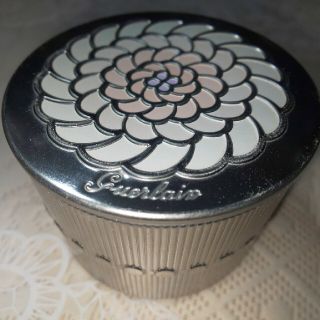 ゲラン(GUERLAIN)のGUERLAIN ゲラン メテオリット ビーユ 01 タン ロゼ(フェイスパウダー)