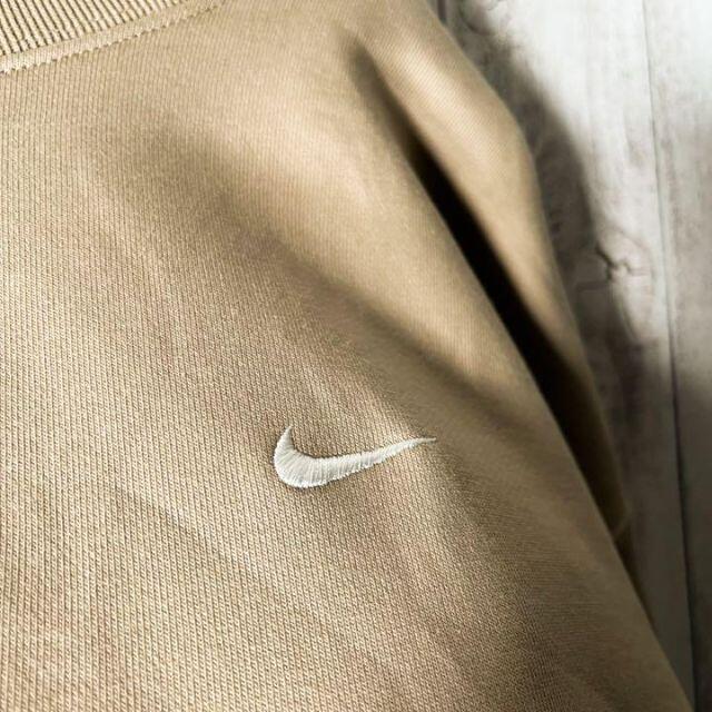 NIKE(ナイキ)の【美品 レアカラー】ナイキ ラボ NIKE 刺繍ロゴ スウェット 肉厚ベージュ. メンズのトップス(スウェット)の商品写真