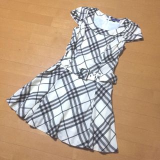 バーバリー(BURBERRY)のチェックワンピース(ミニワンピース)