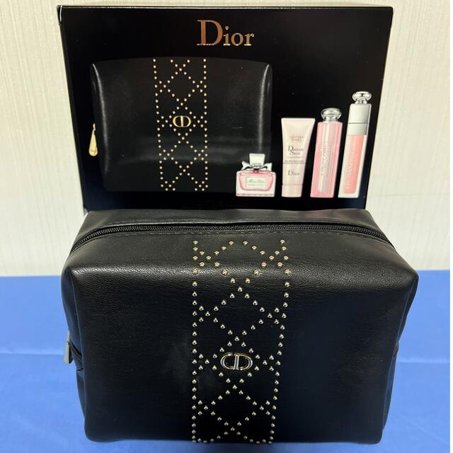 Christian Dior - 週末限定値下げ❗️Christian Dior レザー調 ポーチ