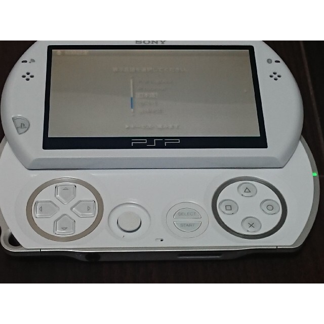 PlayStation Portable - SONY PSP go 本体 PSP-N1000 パールホワイトの 