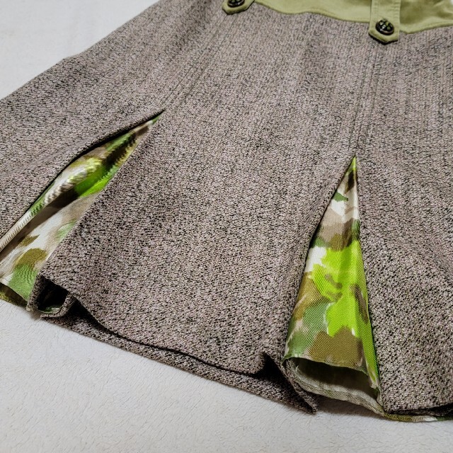 ESCADA(エスカーダ)のエスカーダ　ローレルlaurel　カジュアルスーツスカート　マーブル柄　羊毛 レディースのスカート(ひざ丈スカート)の商品写真