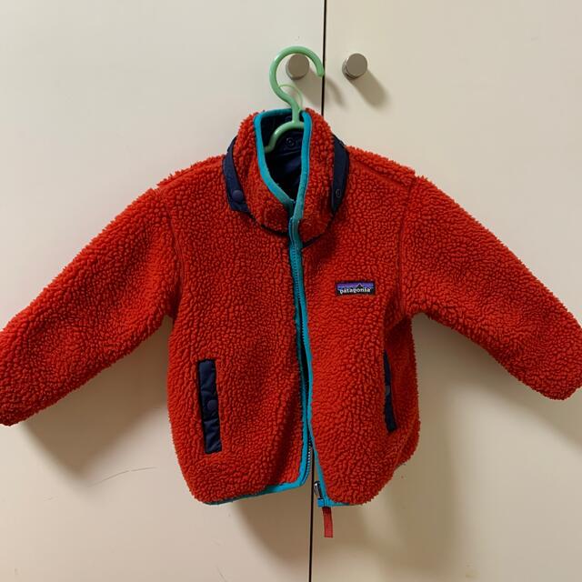 patagonia(パタゴニア)のパタゴニアキッズ　リバーシブル キッズ/ベビー/マタニティのキッズ服男の子用(90cm~)(ジャケット/上着)の商品写真